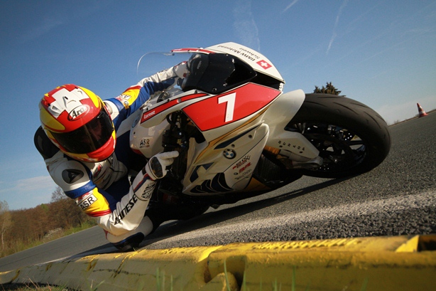 Lorenz Sennhauser auf der S1000RR in Schleiz